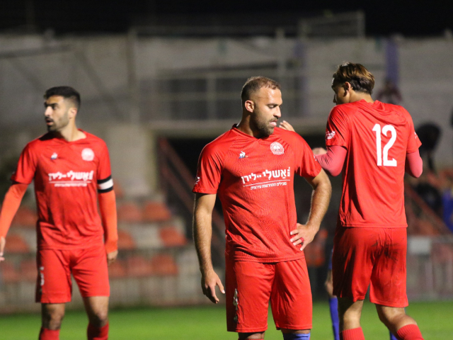 "רעננים", שחקני רעננה. בדרך לניצחון? (דאפר מחאמיד)